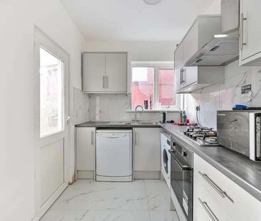 Heath Road, Hounslow, TW3 - Photo 6