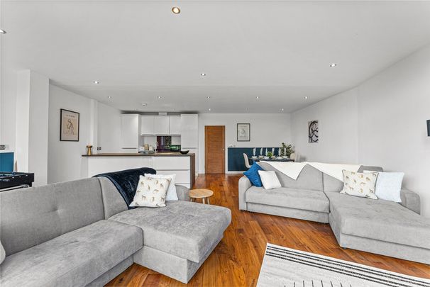 Waterside North - Photo 1