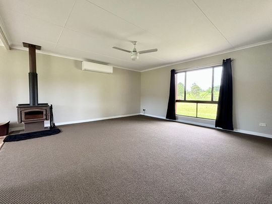 Freshly Renovated & Move-In Ready Modern 4-Bedroom Country Home - Photo 1