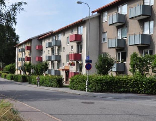 Årstidsgatan 4 - Photo 1