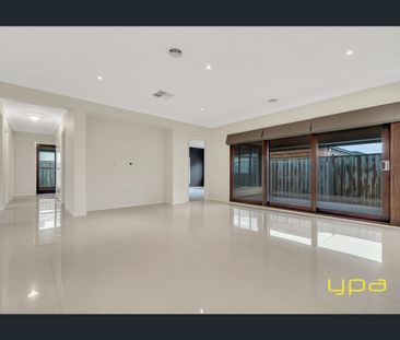 Modern Comfort with Stylish Living - Photo 4