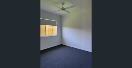 Modern & Stylish Newly Built Home in Bellbird Plac - Photo 5