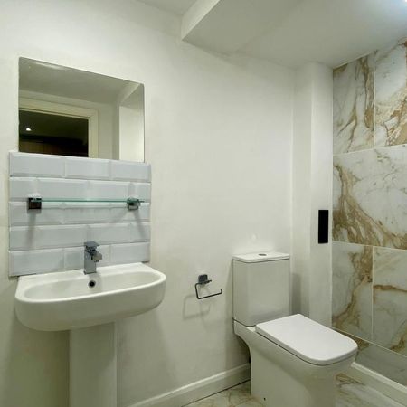 1 bedroom flat to rent - Photo 4