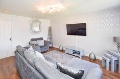 3 bed House - Semi-Detached for Rent - Photo 1