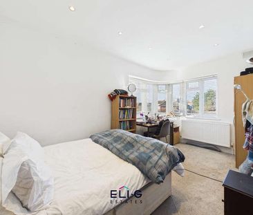 Courtleigh, Bridge Lane, NW11 - Photo 4