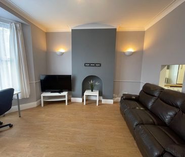 1 Bed Flat, Portland Road, B16 - Photo 1