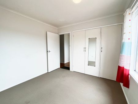 The Essence of Coastal Family Living - Photo 5