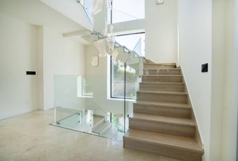 Luxury Villa for rent in Benahavís, Spain