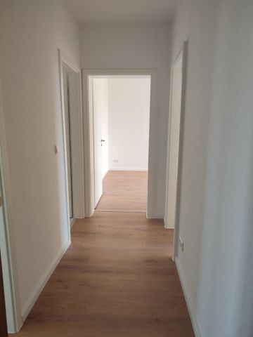 Einziehen und Wohlfühlen… 3-Zimmer-Wohnung mit Balkon - Foto 3