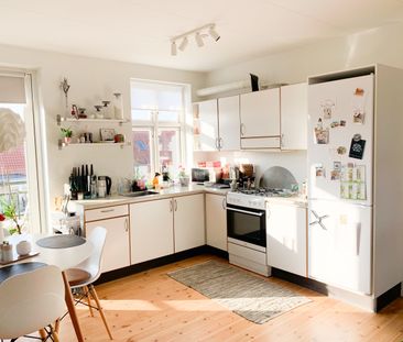 Dejlig 3-værelses lejlighed med altan - Photo 6