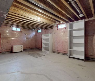 For Lease - 1 Green Spruce Road, Whitchurch-Stouffville, Ontario - Photo 3