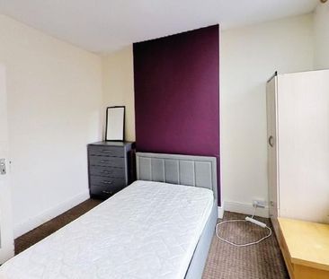 Clarendon Park Road, Leicester - Photo 1