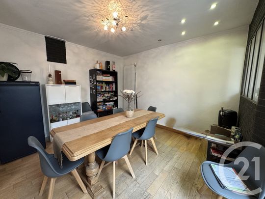 Location Maison 6 pièces 127m² LA NEUVILLETTE 51100 - Photo 1