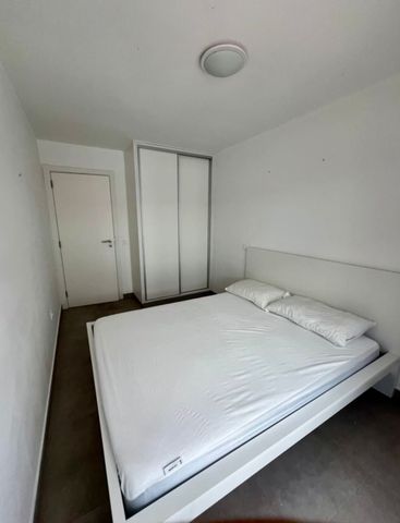 Apartamento T2 Mobilado com Elevador e Varandas - Photo 2