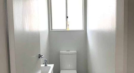 Charming 3 bedroom Home Paraparaumu Beach - Photo 4