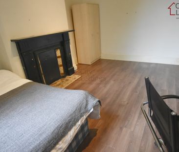 2 Bedroom Ground Floor Flat - Photo 5