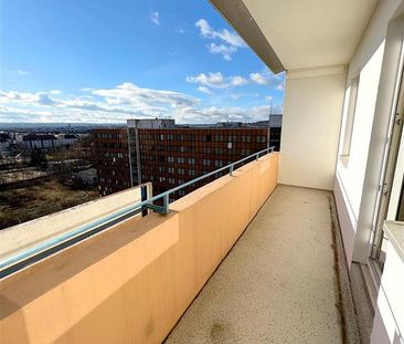 Traumhafte Aussicht vom Sonnenbalkon! Frisch saniert! - Foto 1