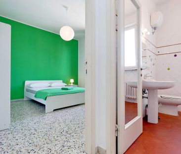 Large room in Via Bellini - Photo 5