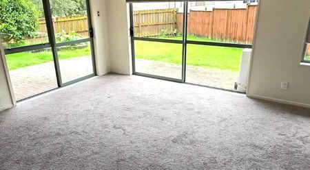 Tidy property in a prime location - Photo 2