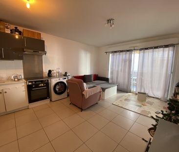 Location Appartement 3 pièces 56m² LA VALETTE DU VAR 83160 - Photo 5