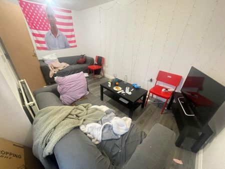 7 bedroom end of terrace house to rent - Photo 5