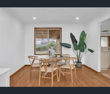 The Perfect Blend of Indoor and Outdoor Living - Photo 5