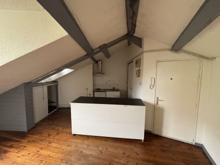 Appartement 1 pièce à louer - Photo 2