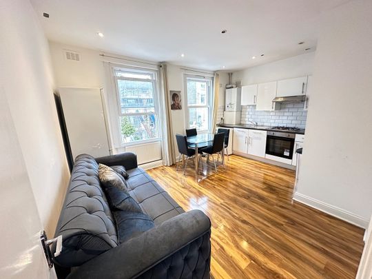4 Bed Flat, Flaxman Rd, SE5 - Photo 1