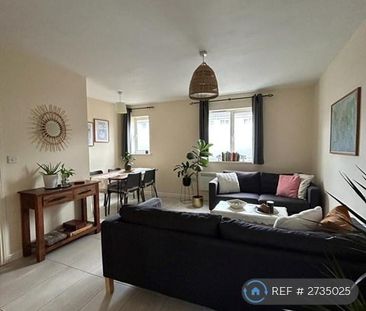 2 bedroom flat to rent - Photo 2