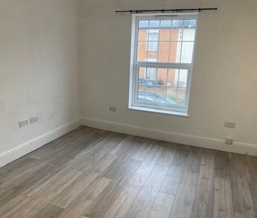 Studio to rent - Photo 6