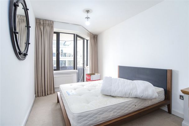 Montague Close, Bankside, London, SE1 9DF - Photo 1