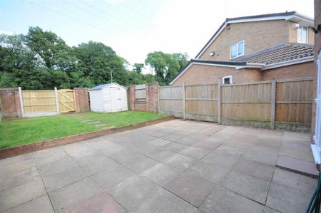 3 bedroom detached house to rent - Photo 4