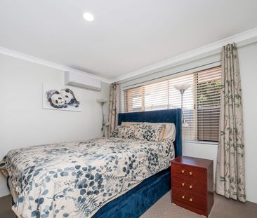 Double Catchment! Rossmoyne & Applecross school zone! Don't miss th... - Photo 3