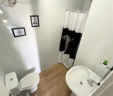 Barriada La Palmilla, Sevilla, Andalusia 41009 - Photo 6