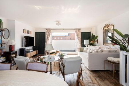 Lancaster Road - Photo 4