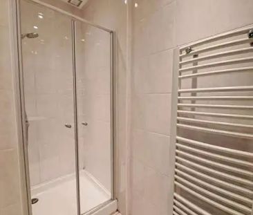 Gelijkvloers appartement met Terras en Garage te huur in Brugge - Photo 2