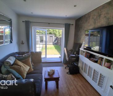 1 bedroom in a house share to rent - Photo 2