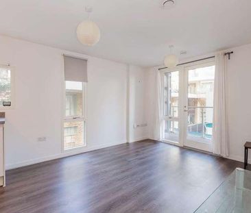 Kidwells Close, Maidenhead, SL6 - Photo 1