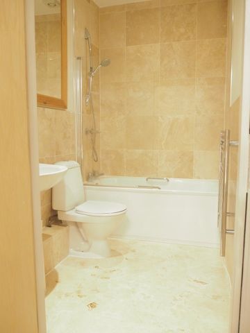 1 Bed Flat, Airedale House, LS13 - Photo 4