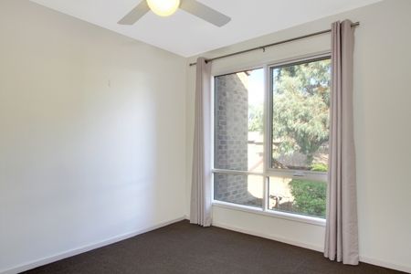 7/53 Elimatta Street, Braddon ACT 2612 - Townhouse For Rent - $820 | Domain - Photo 2