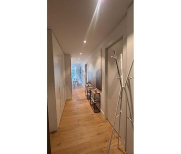 2 room luxury Flat for rent in Campolide, Portugal - Photo 4