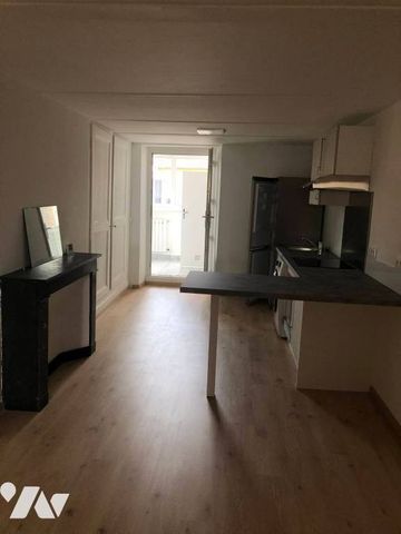 A LOUER T2 REFAIT A NEUF A DOLE (39100) - Photo 3