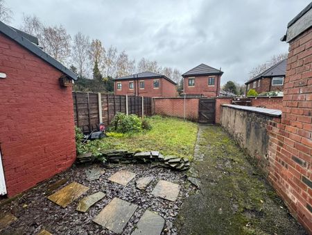 3 bedroom terraced house to rent - Photo 5