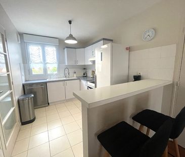 Location Appartement 3 pièces 69m² - Photo 2