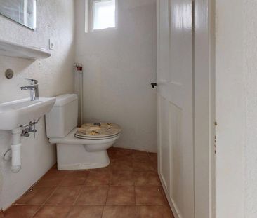 Charmanter 4.5-Zimmer-Hausteil mit Terrasse, Garten und Kachelofen ... - Foto 5