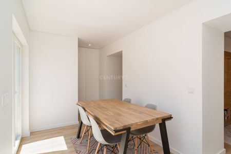 Luminoso Apartamento T2 com Terraço em Belém – Totalmente Remodelado - Photo 4