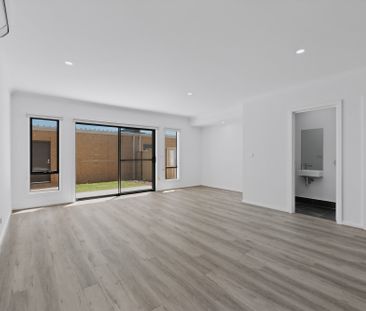 105 Prudence Parade, Point Cook VIC 3030 - House For Rent | Domain - Photo 1