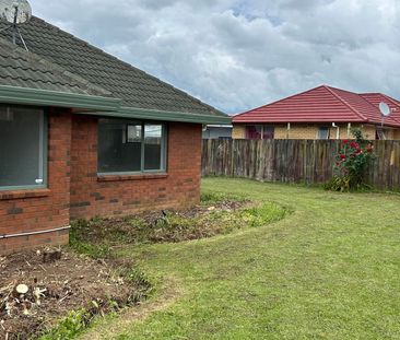 Newly renovated and Spacious Family Home - Photo 1