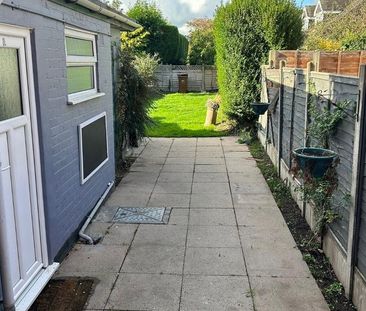 3 bedroom terraced house to rent - Photo 3