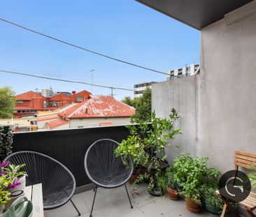 1B Huntly Street, Footscray VIC 3011 - Townhouse For Rent | Domain - Photo 4